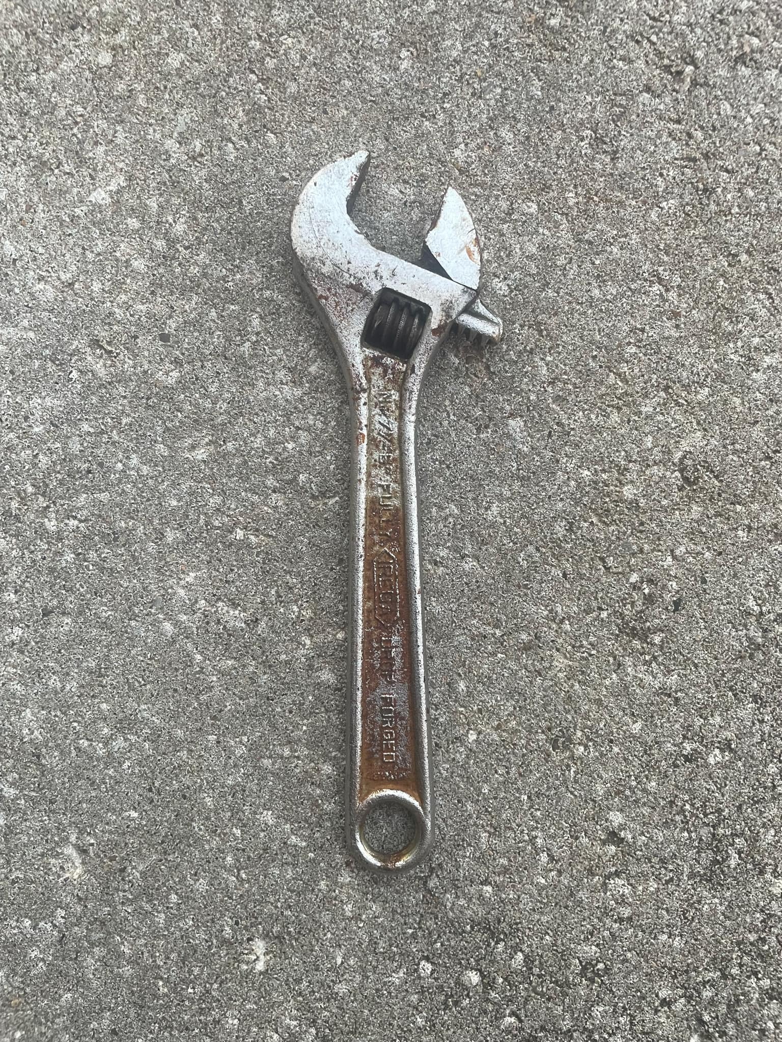 Clef à molette ajustable 7/56